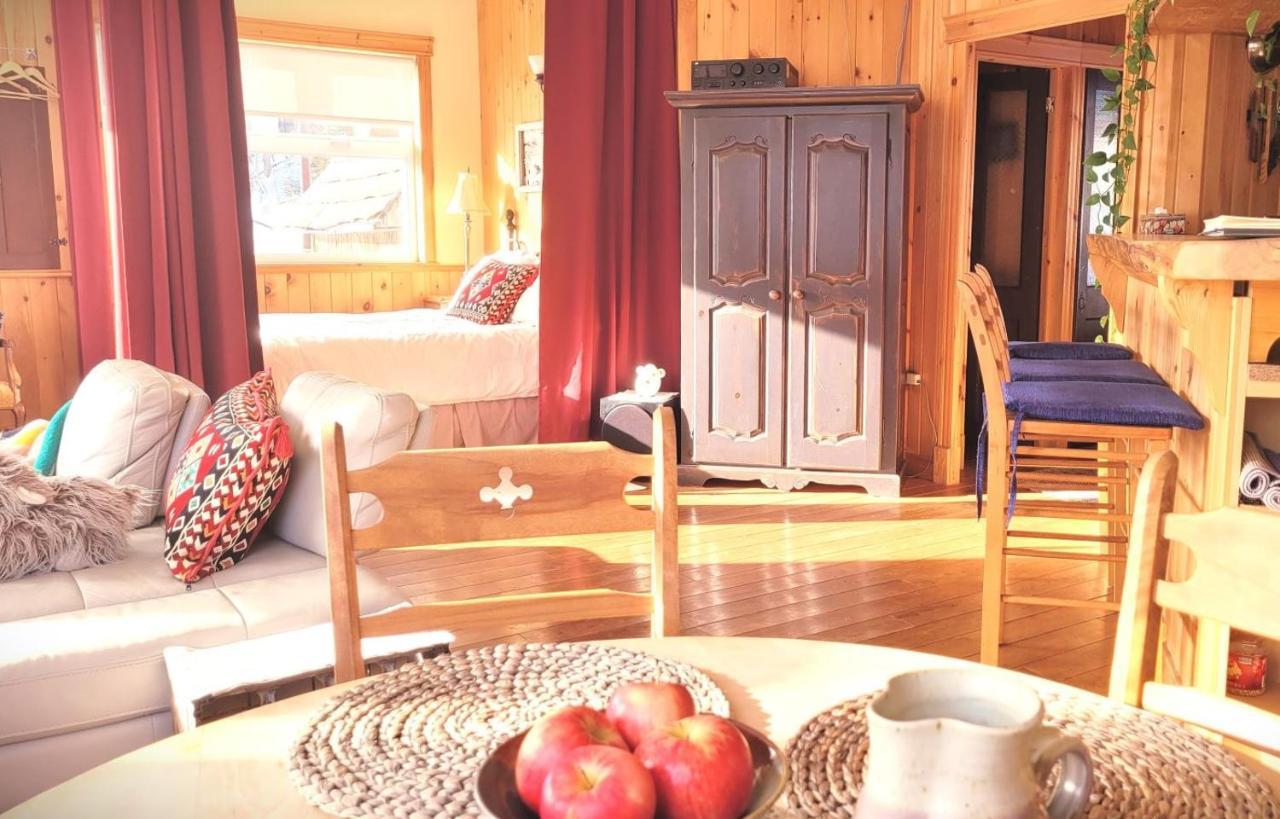 La Vieille Ferme, Ecogite Saint-Fulgence ภายนอก รูปภาพ