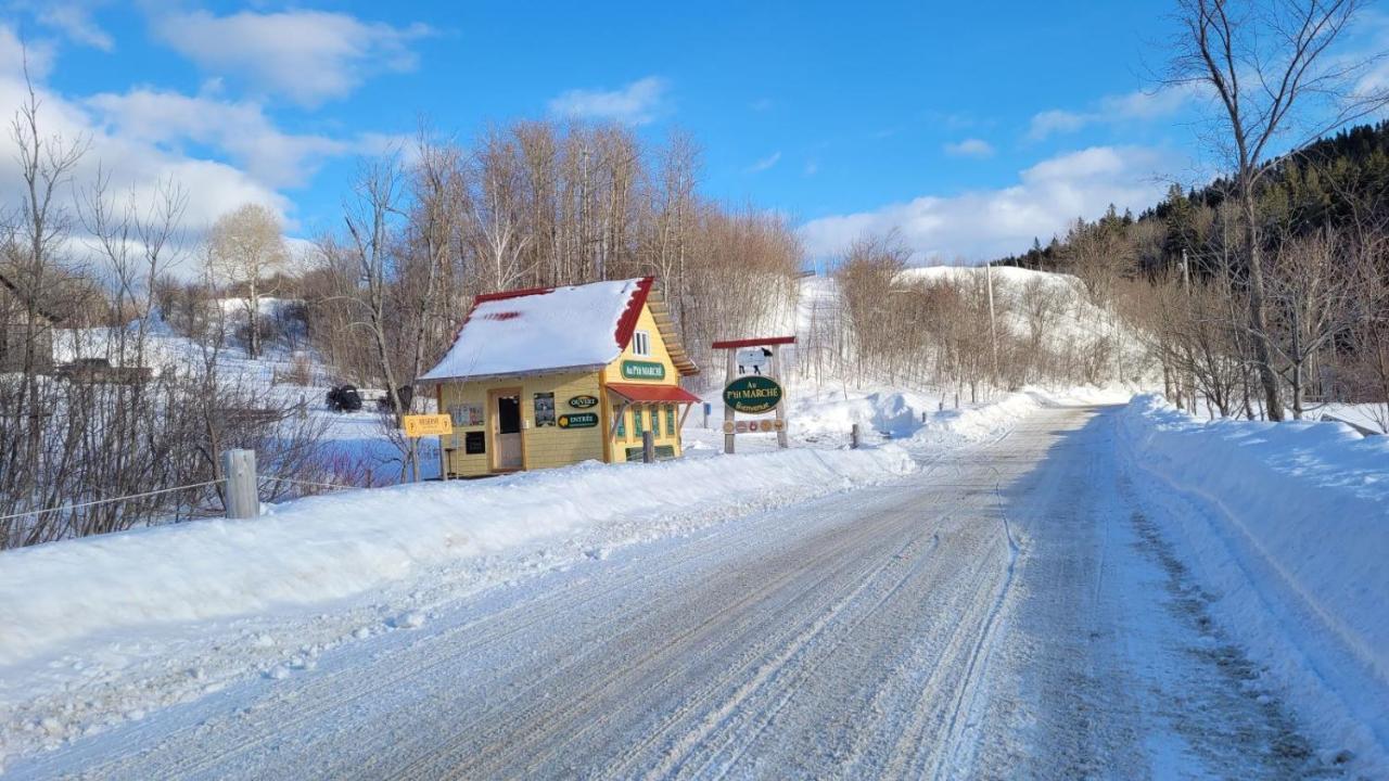 La Vieille Ferme, Ecogite Saint-Fulgence ภายนอก รูปภาพ